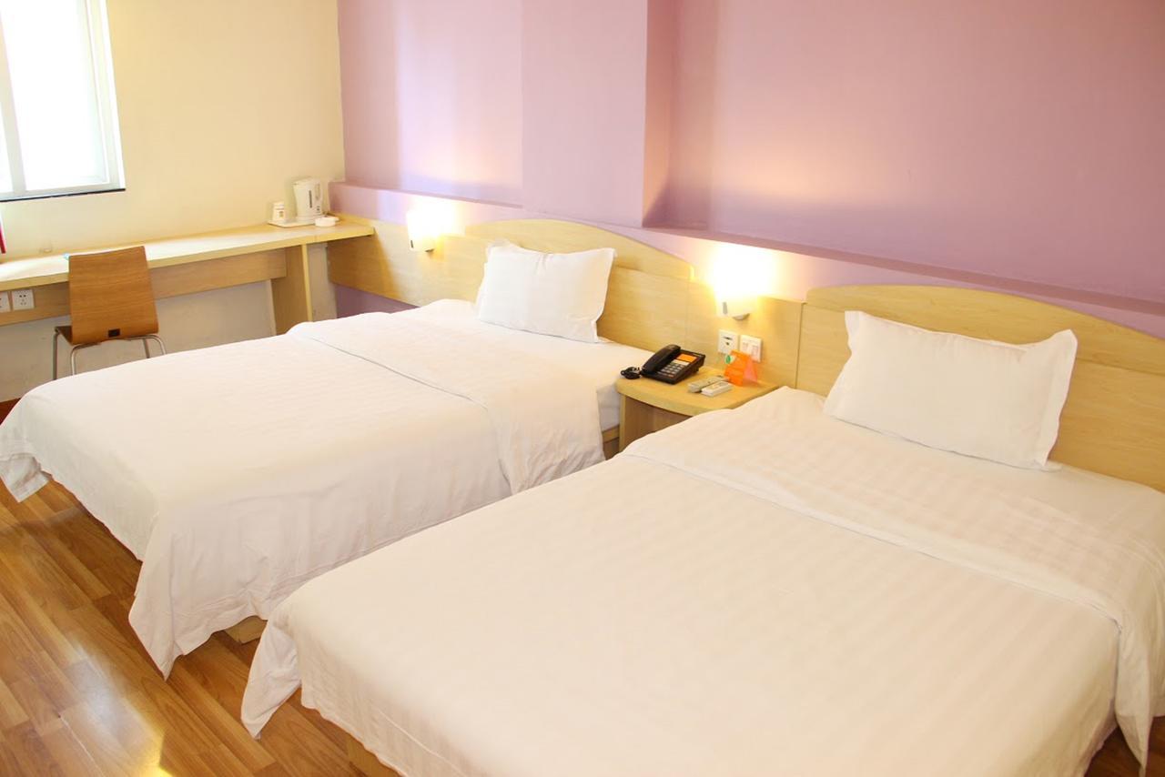 7Days Inn Huludao Xingcheng Hot Spring Street Bagian luar foto